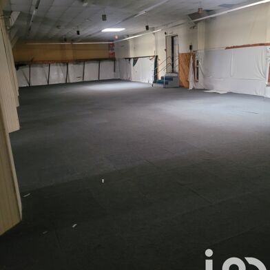 Immeuble  137000 €