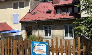 Immeuble  210 m² à vendre à Hauts de Bienne (39400)