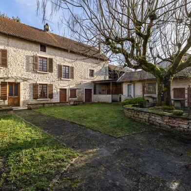 Maison 4 pièces 240000 €
