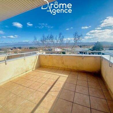 Appartement 2 pièces 690 €