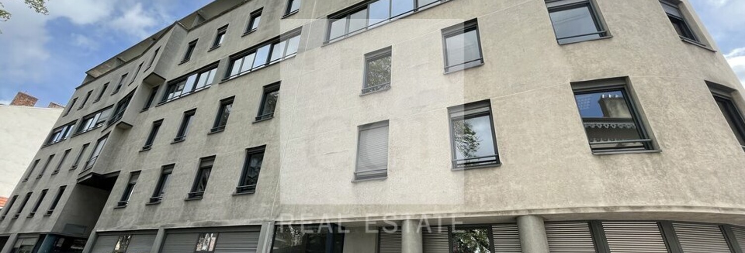 Bureau  900 m² à louer à Lyon 3 (69003)