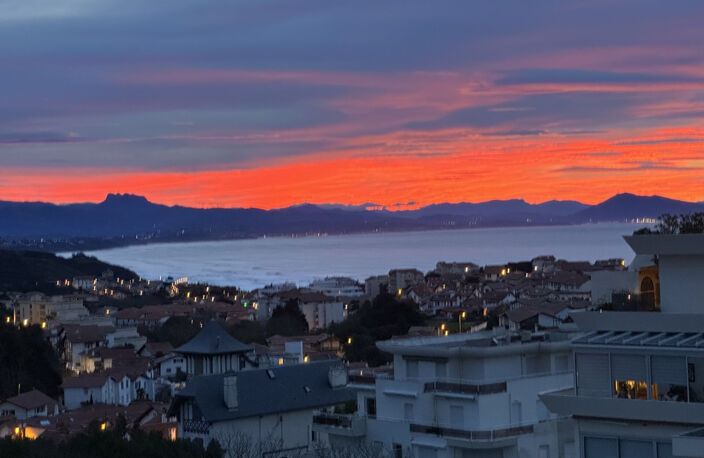 Appartement dernier étage avec vue océan à Biarritz — photo 2