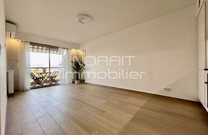 NICE/FABRON :  SUPERBE 3 PIECES - TERRASSE - BALCON — photo 5
