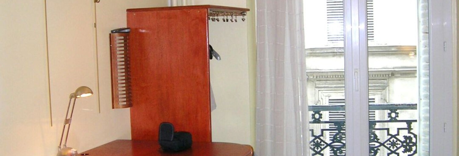 Appartement 1 Pièce 14 m² à louer à Paris 9 (75009)