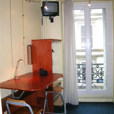 Appartement 1 pièces 620 €