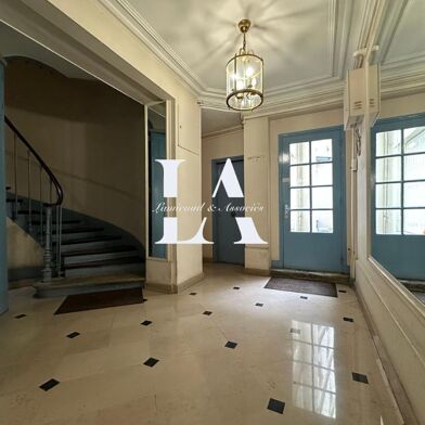 Appartement 1 pièces 620 €