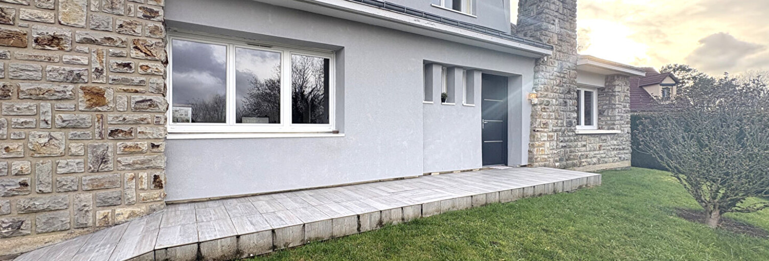 Maison 6 Pièces 138 m² à vendre à Aiglemont (08090)