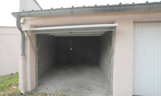 Garage  16 m² à louer à Saint-Symphorien-d'Ozon (69360)