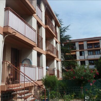 Appartement 3 pièces 1010 €