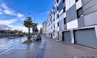 Garage   m² à louer à Rouen (76100)