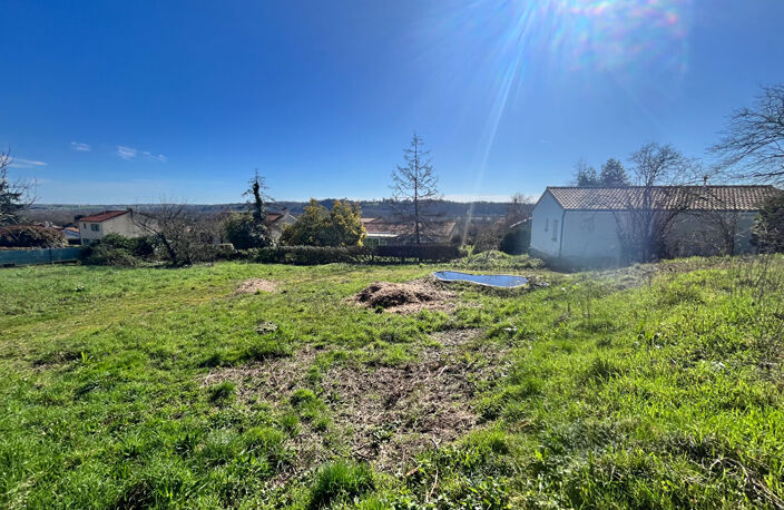 terrain 480 m² plein bourg de OUDON — photo 2