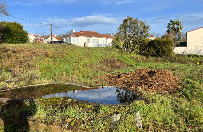 terrain 480 m² plein bourg de OUDON — photo 4