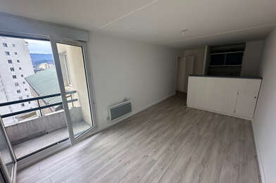 Appartement 2 pièces 664 €