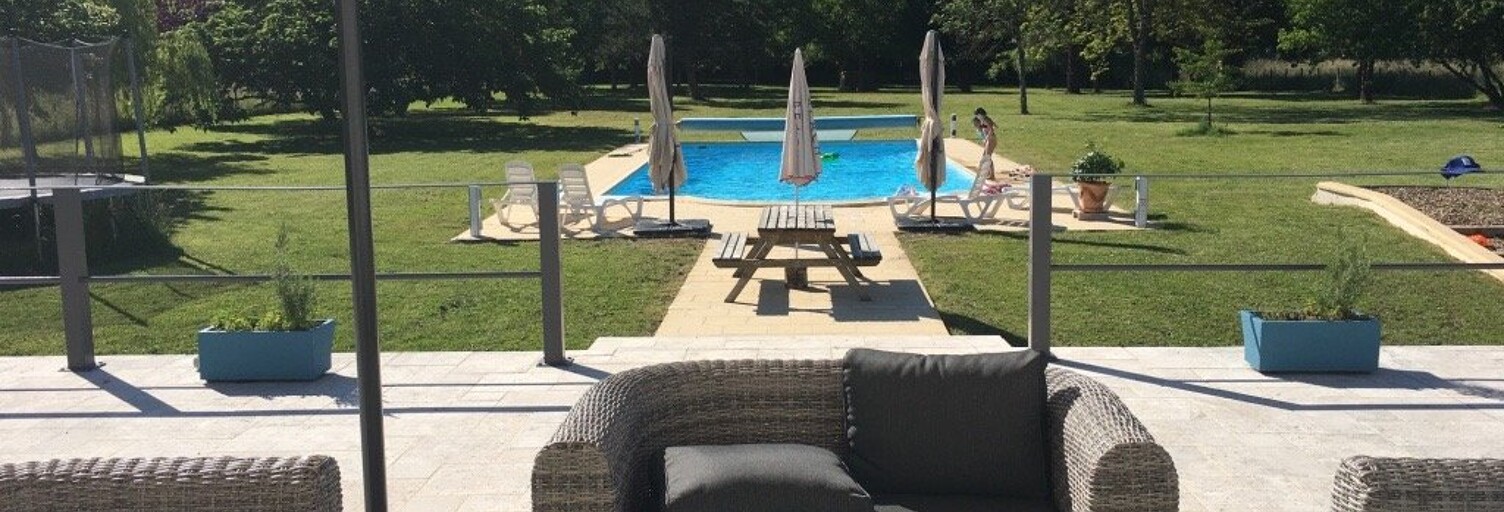 Maison 9 Pièces 299 m² à vendre à Joué-lès-Tours (37300)