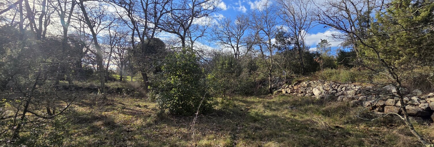 Terrain  2688 m² à vendre à Saint-Quentin-la-Poterie (30700)