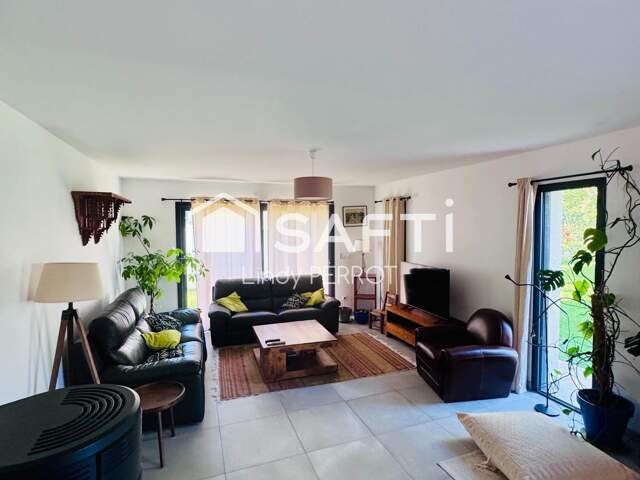 Maison toit terrasse — photo du bien