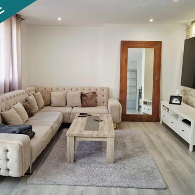 Appartement 4 pièces 104500 €