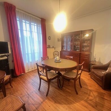Appartement 3 pièces 164000 €