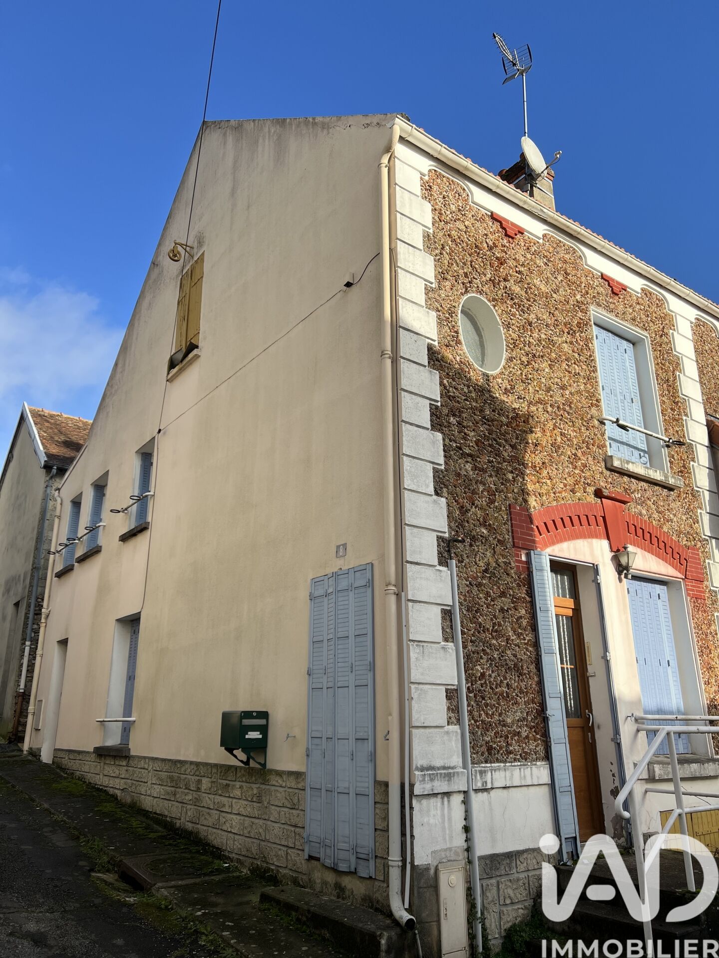 Jouy-sur-Morin - 75m² - 3p. - 2ch.