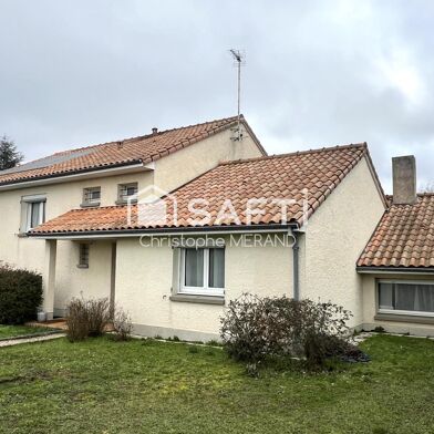 Maison 8 pièces 220000 €