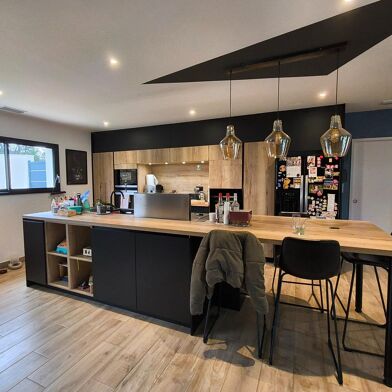 Maison 5 pièces 579000 €