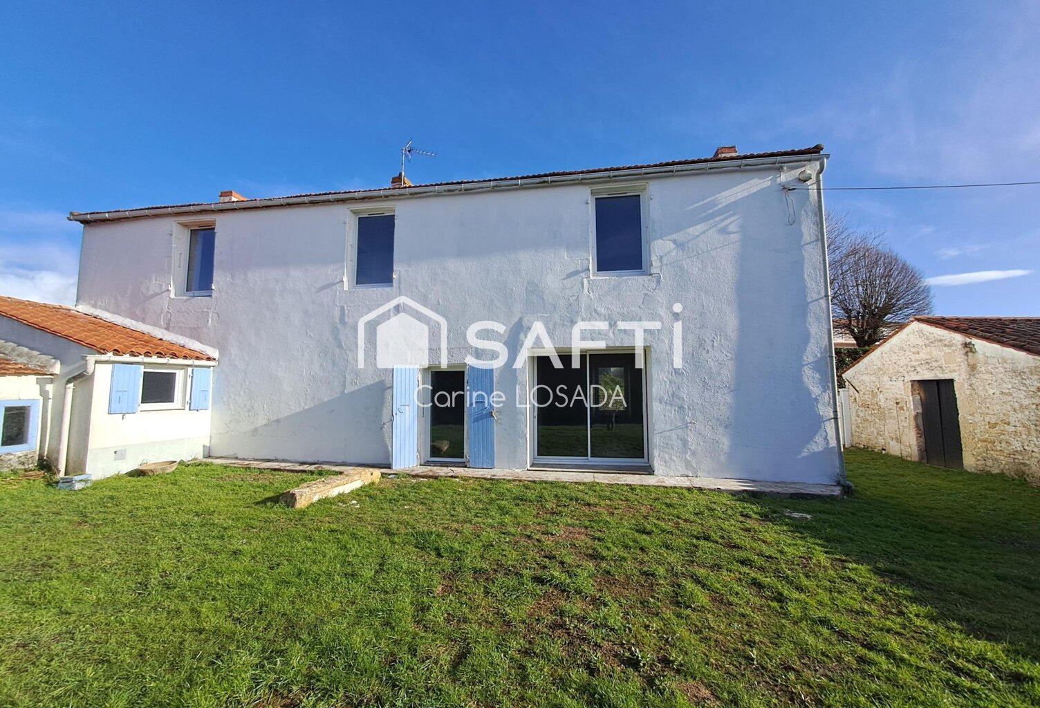 Maison en pierre rénovée — photo 1
