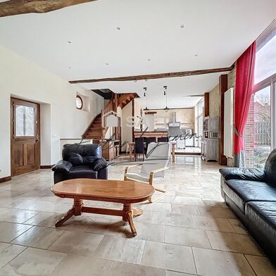 Maison 5 pièces 274000 €