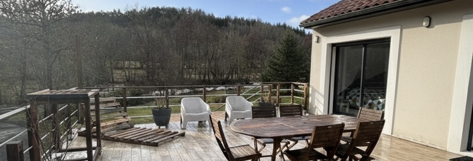 Maison 5 Pièces 125 m² à vendre à Roffiac (15100)