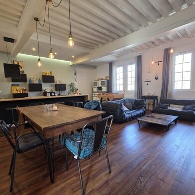 Immeuble  369600 €