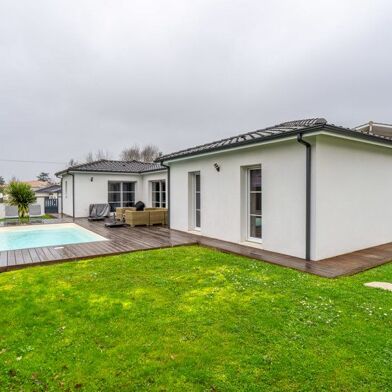 Maison 5 pièces 483000 €