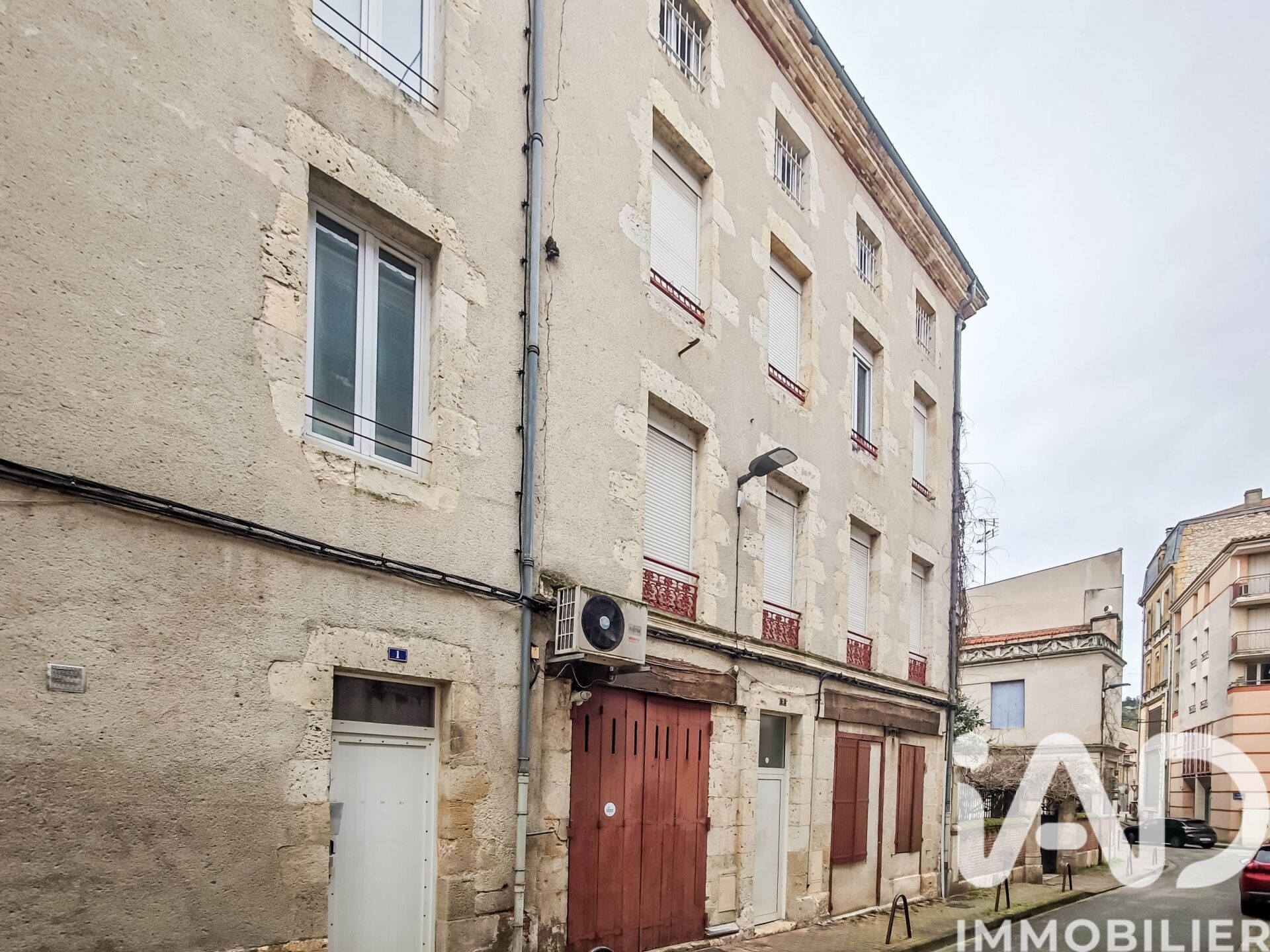 Vente Immeuble 368 m² - Photo 2