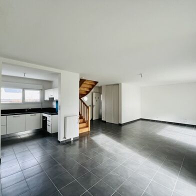 Maison 4 pièces 333585 €