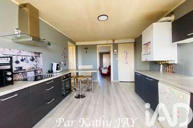 Appartement 4 pièces 108000 €