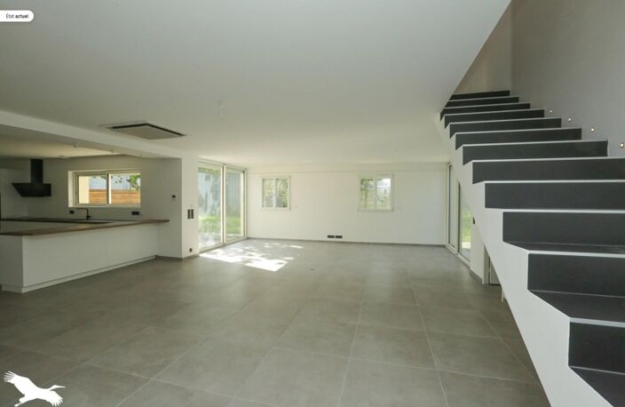 Maison en pierre de 6 pièces principales — photo 3