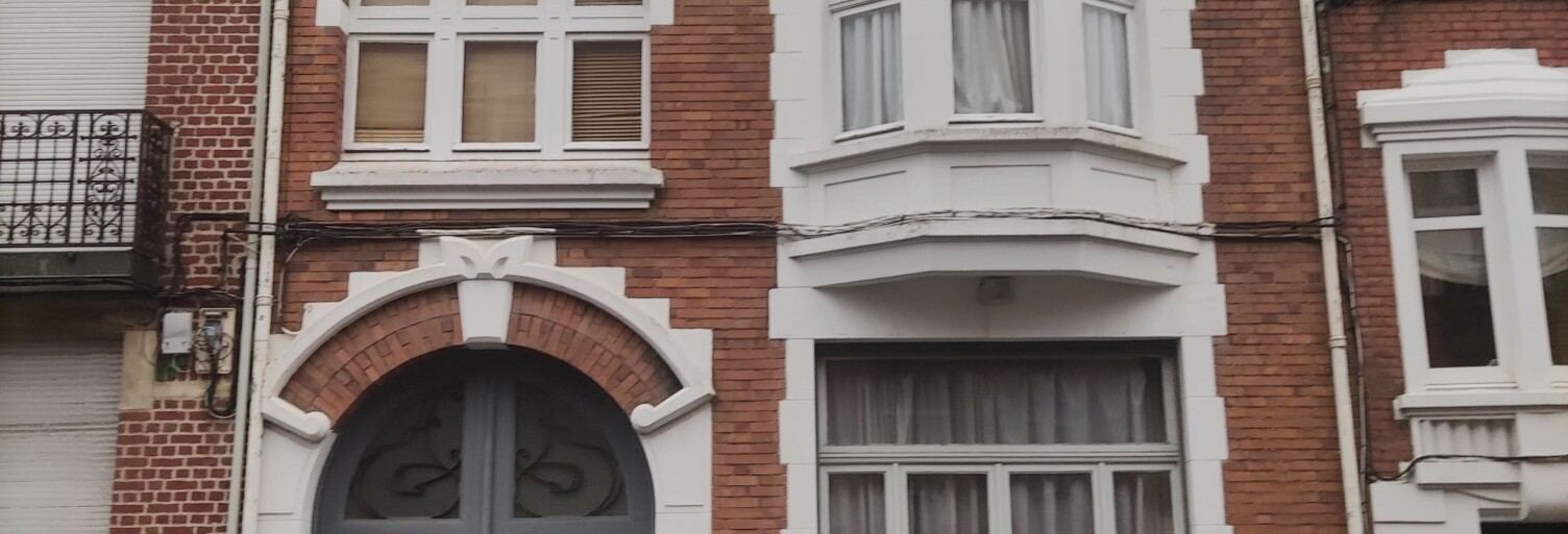 Immeuble  321 m² à vendre à Lille (59800)