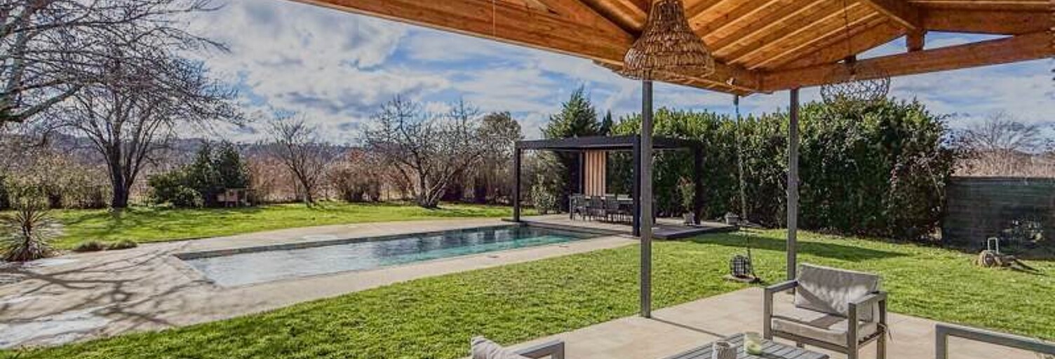 Maison 5 Pièces 141 m² à vendre à Branne (33420)