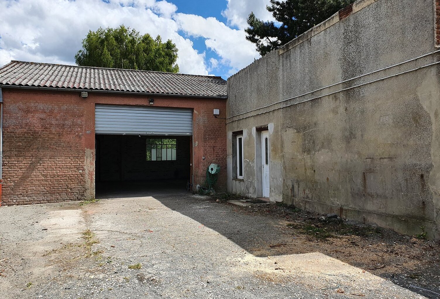 Local commercial — photo 1