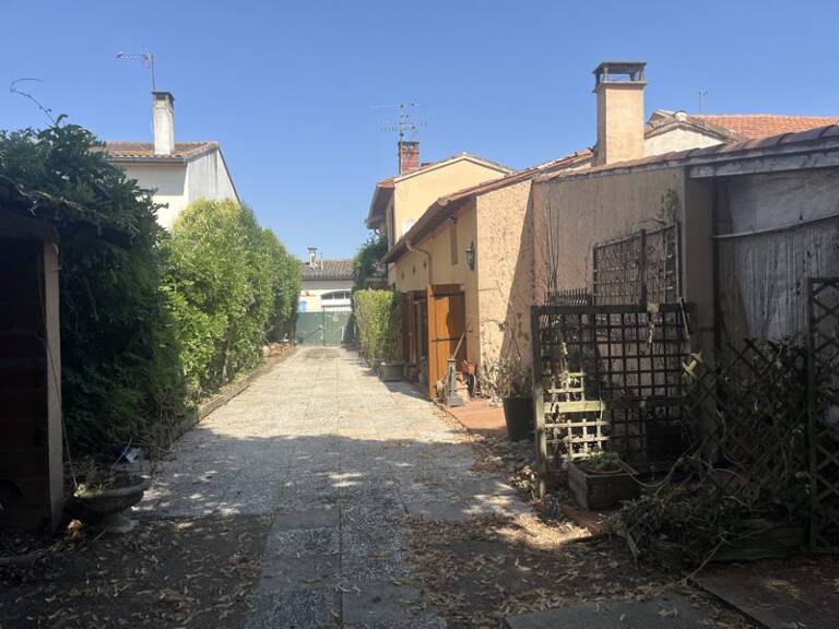 Maison de ville de 9 pièces principales — photo 1