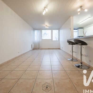 Appartement 5 pièces 99000 €
