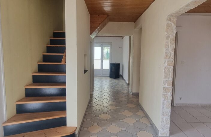 Vente Maison/villa 3 pièces — photo 2