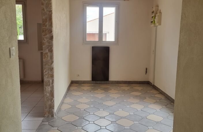 Vente Maison/villa 3 pièces — photo 3