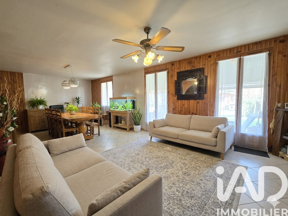 Vente Maison/villa 7 pièces - Photo 2