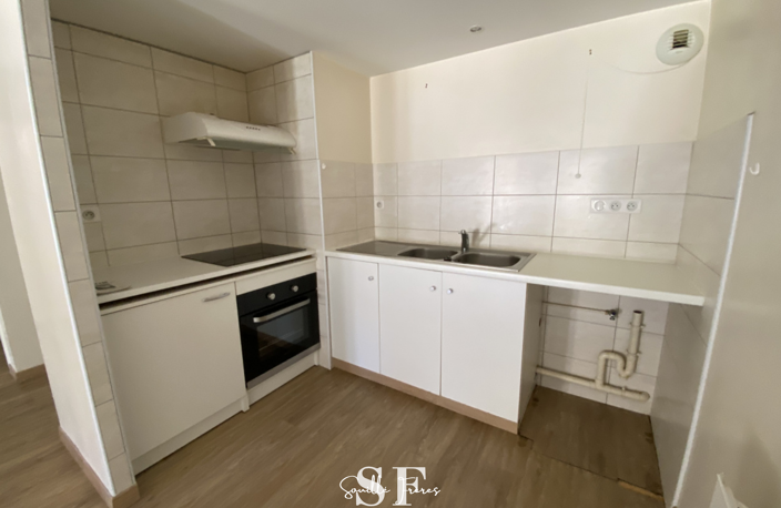 AGEN HYPER CENTRE - IMMEUBLE LOUE A VENDRE - 6 APPARTEMENTS — photo 4