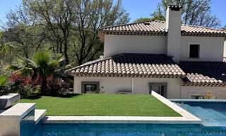 Maison 5 Pièces 184 m² à vendre à Grimaud (83310)