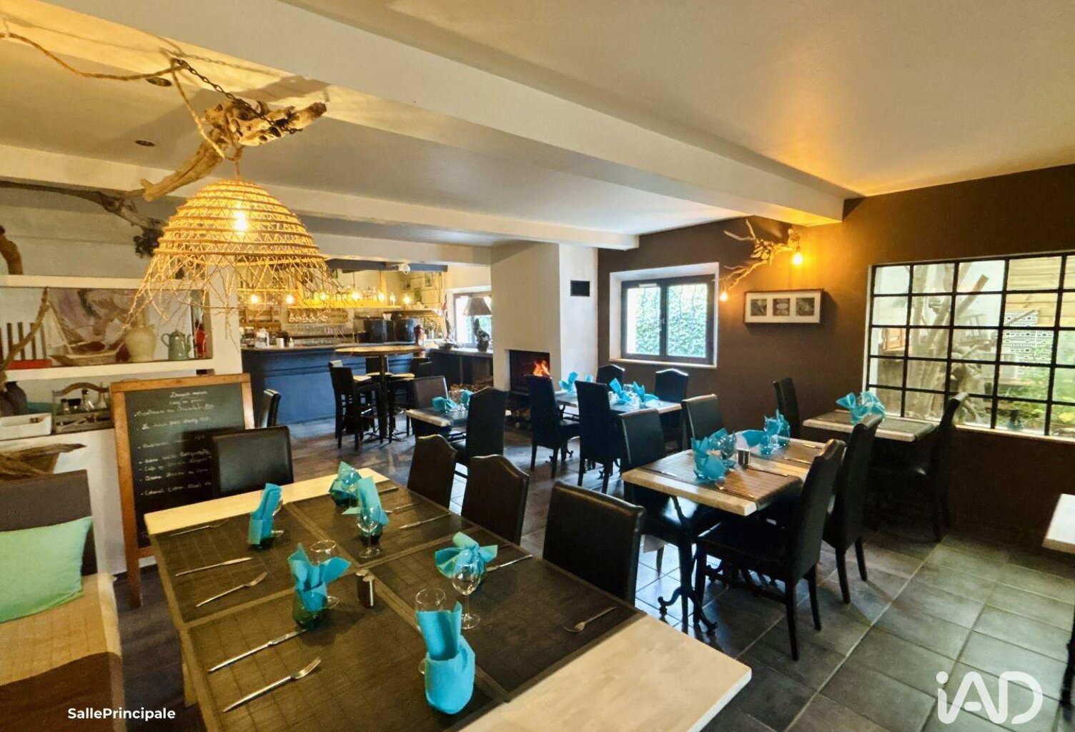 Vente Restaurant 223 m&sup2; — photo 1