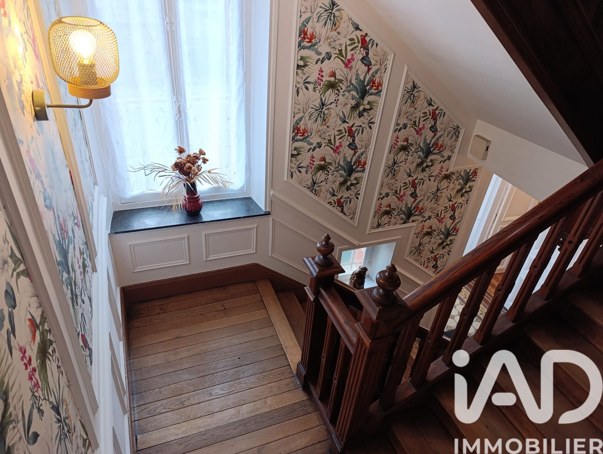 Bogny-Sur-Meuse - 197m² - 7p. - 5ch.