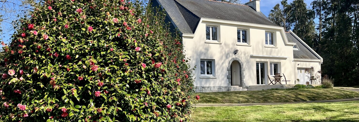 Maison 10 Pièces 201 m² à vendre à Pleyben (29190)