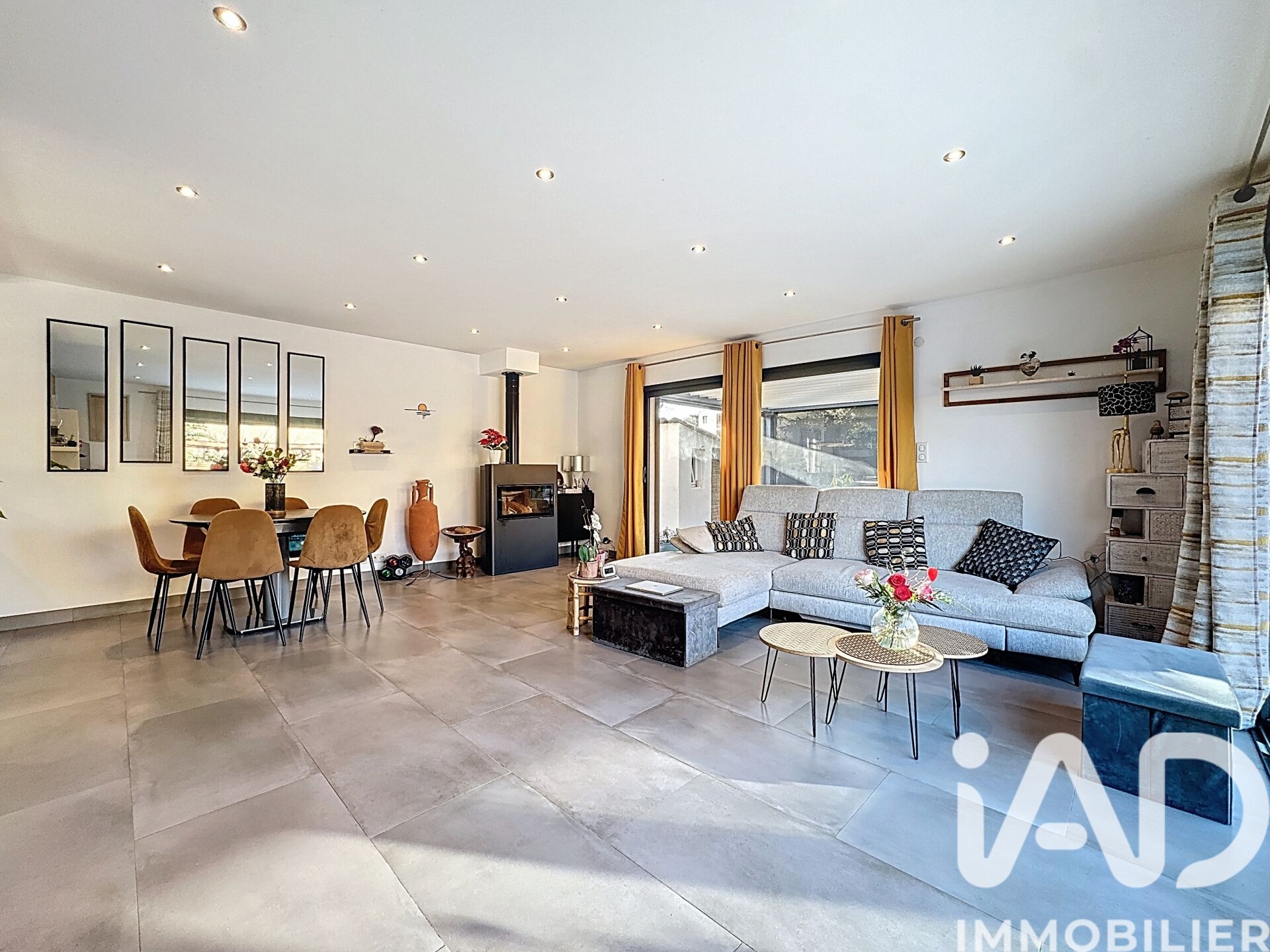 Six-Fours-Les-Plages - 100m² - 4p. - 3ch.