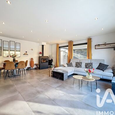 Maison 4 pièces 565000 €