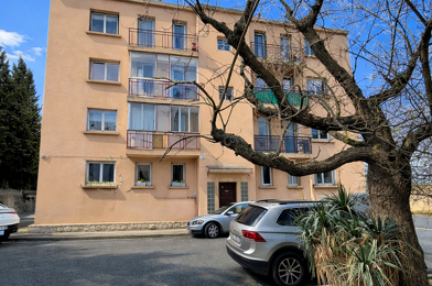 Appartement 4 pièces 240000 €